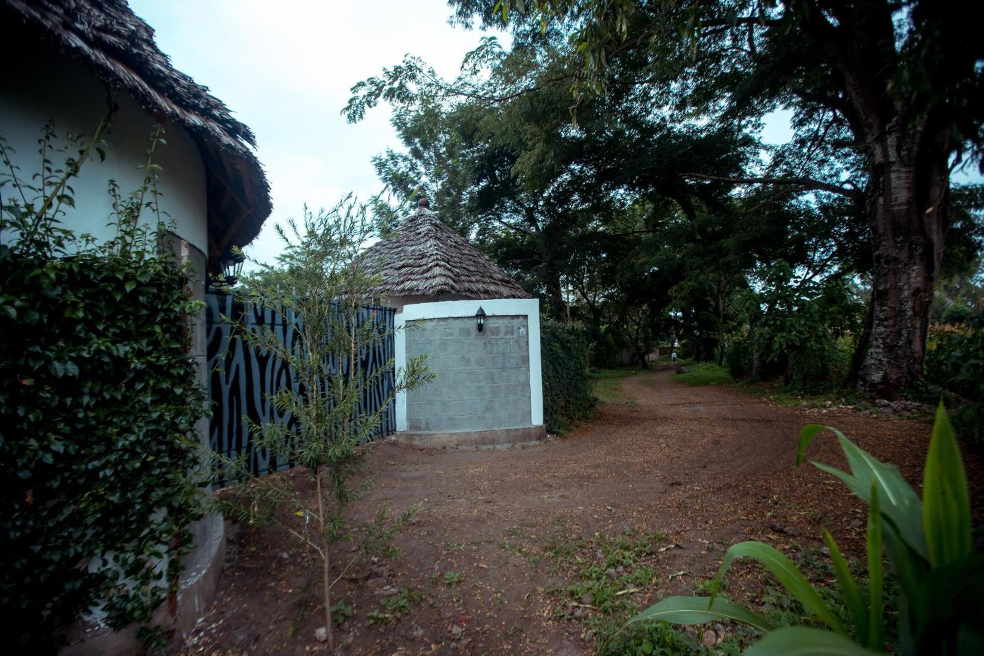Charming Eco-Homestay Near Kilimanjaro International Airport Аруша Экстерьер фото